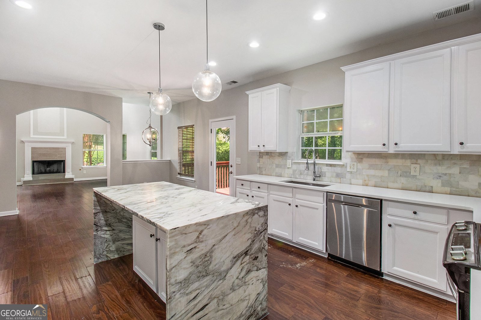 4530 Black Water Cove Ellenwood - 9