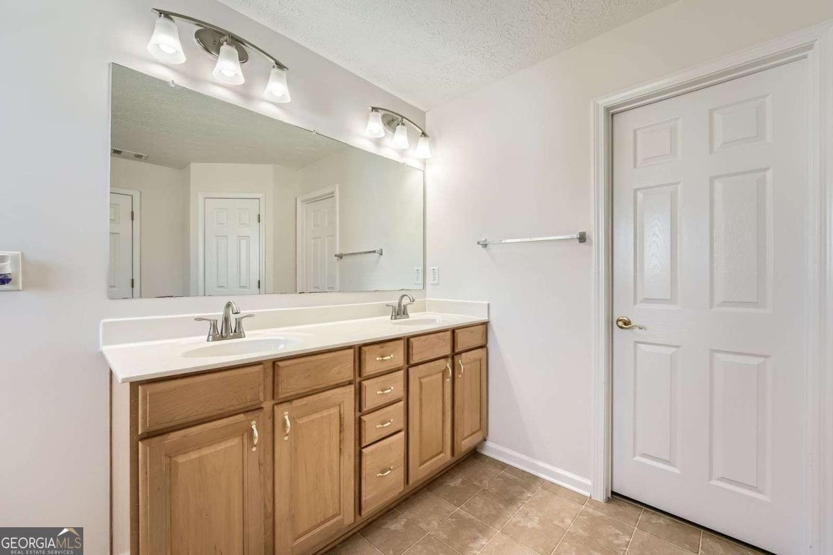 4157 Medlock Wood Dr Snellville - 20
