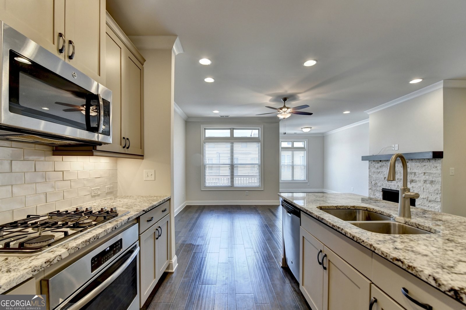 3879 Glenview Club Lane Duluth - 21