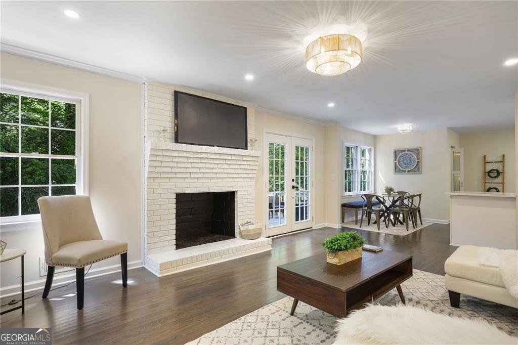 275 Glencourtney Drive Sandy Springs - 17