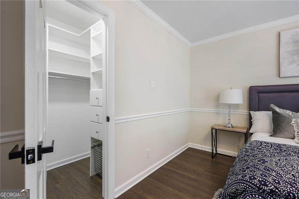 275 Glencourtney Drive Sandy Springs - 33
