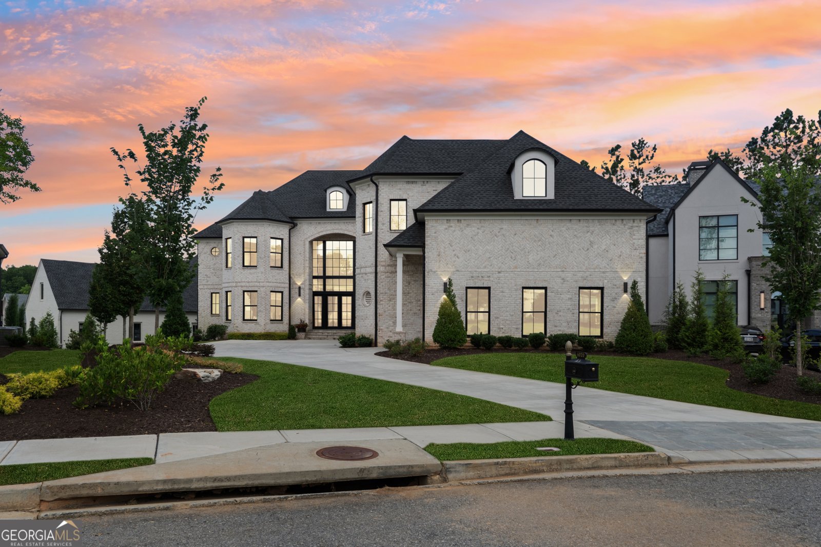 4020 Cottage Park Court Alpharetta - 2