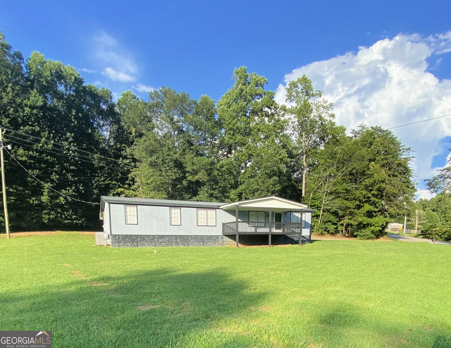 618 Campbell Street Cleveland - 1