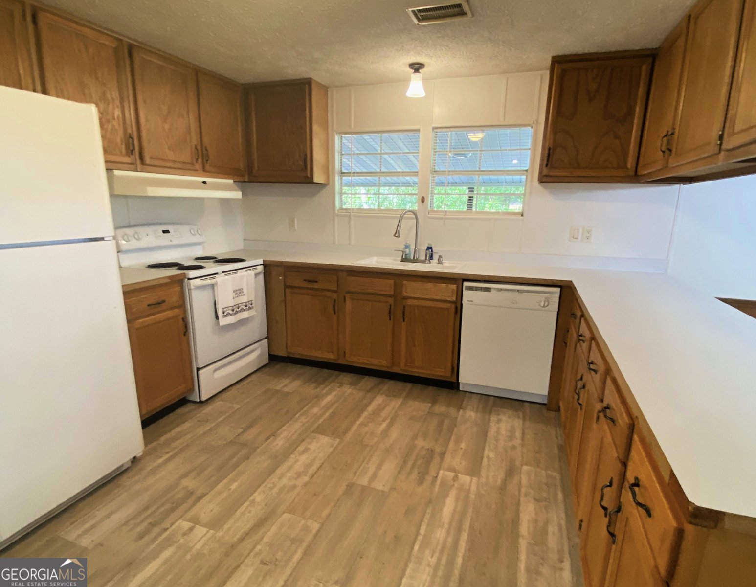 618 Campbell Street Cleveland - 16