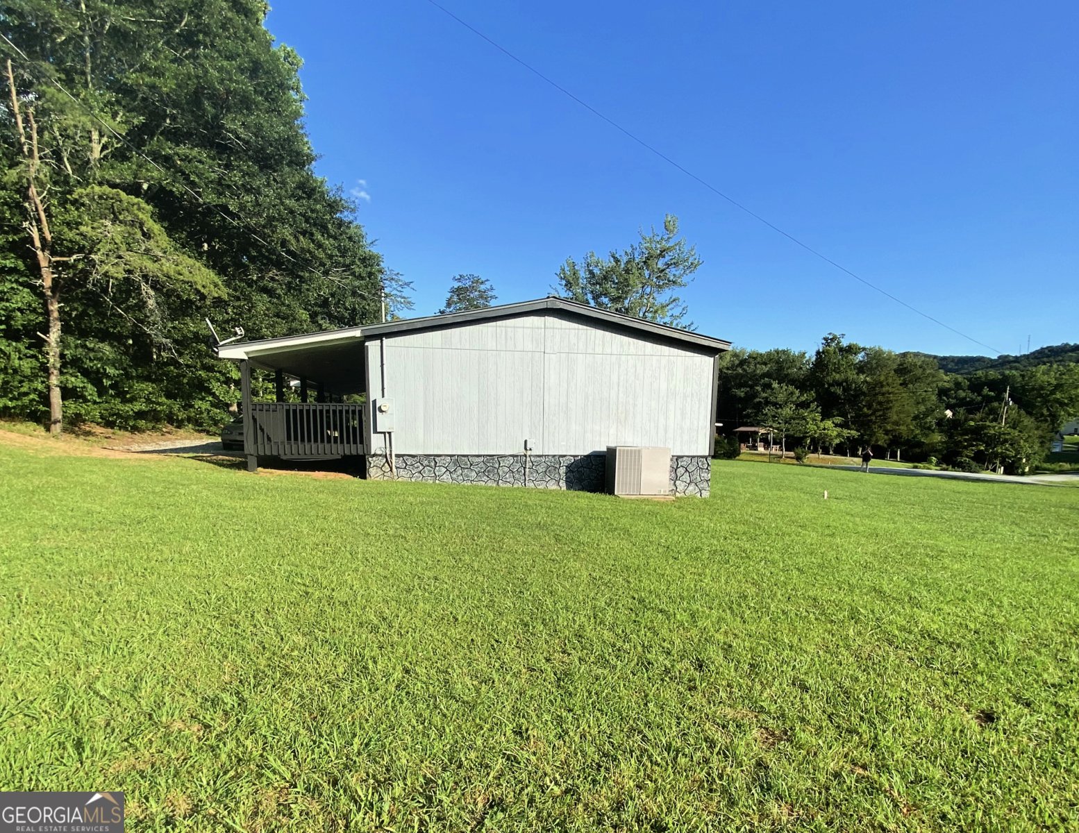 618 Campbell Street Cleveland - 2