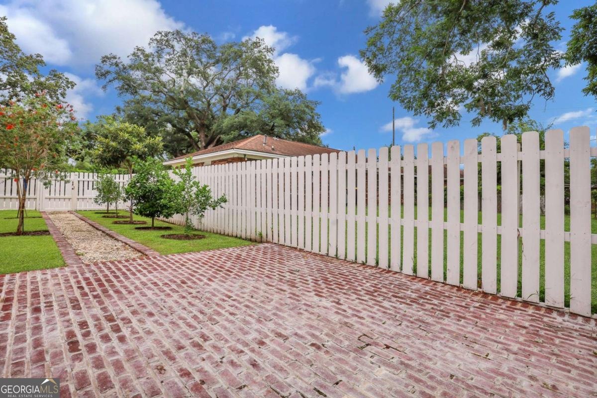 411 Kinzie Avenue Savannah - 29