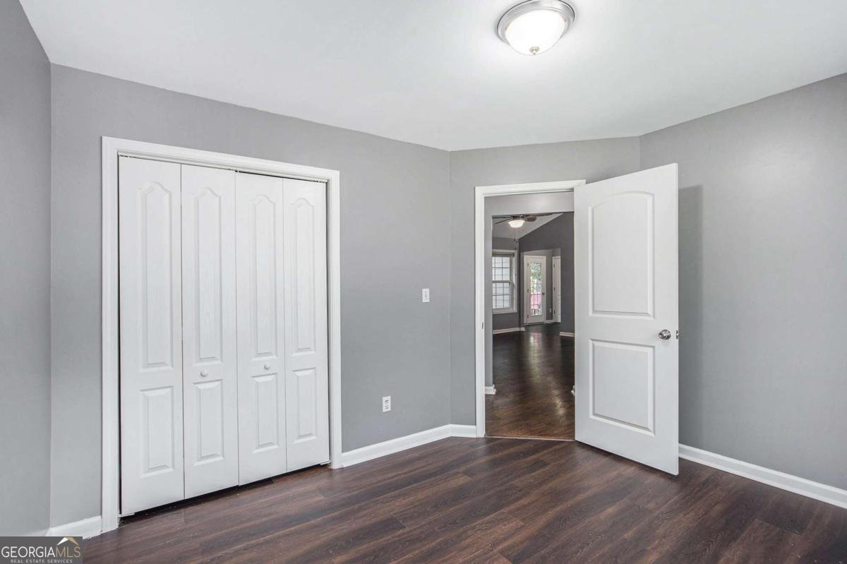 6332 Fairoaks Place Douglasville - 24
