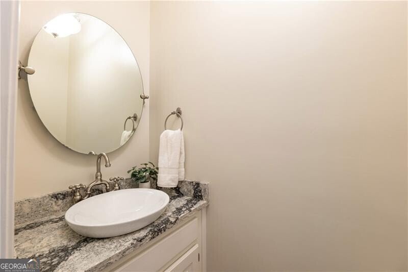 645 Briars Bend Alpharetta - 13