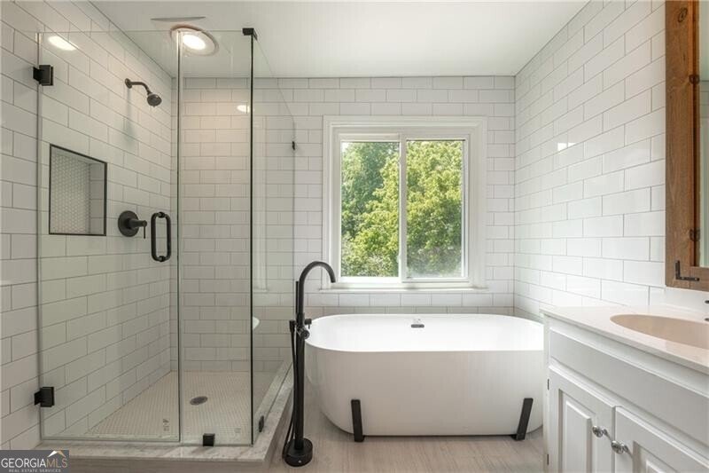 645 Briars Bend Alpharetta - 16