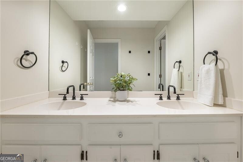 645 Briars Bend Alpharetta - 18
