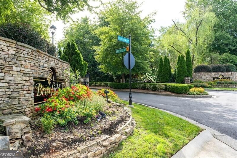 645 Briars Bend Alpharetta - 35