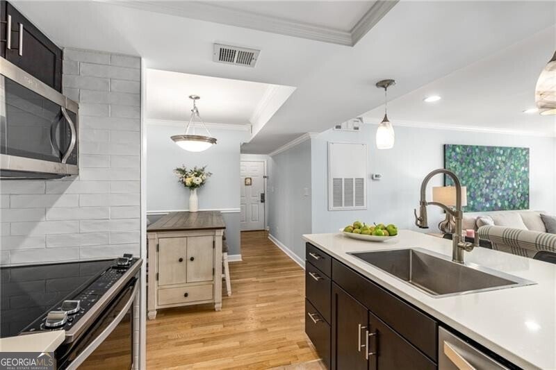 1011 Chastain Park Court Atlanta - 4