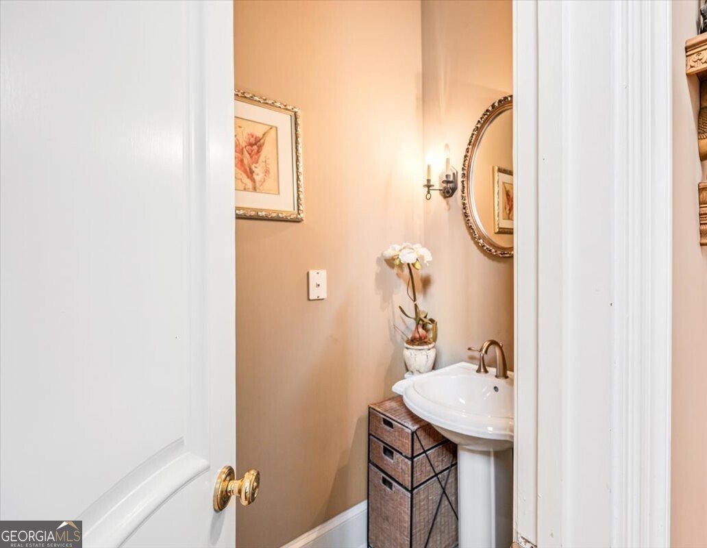 311 North Rivoli Farms Drive Macon - 20