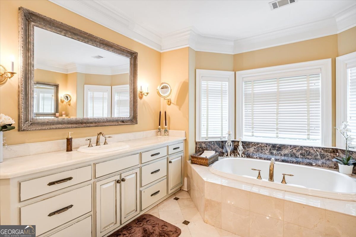 311 North Rivoli Farms Drive Macon - 33
