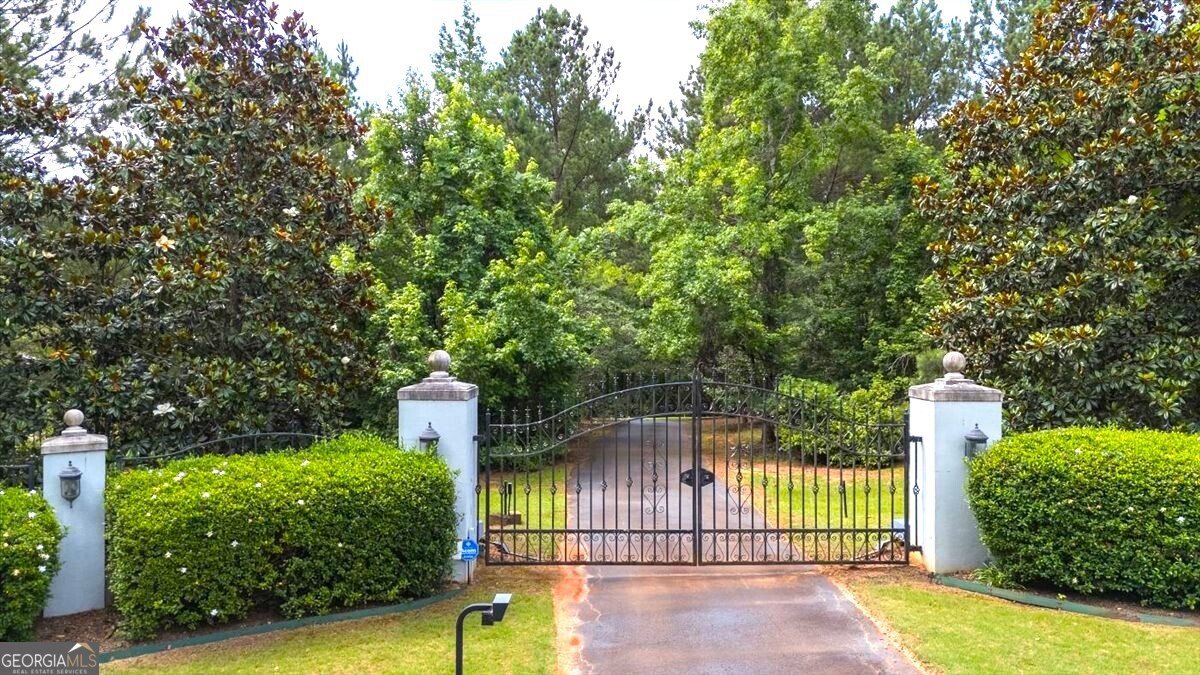 311 North Rivoli Farms Drive Macon - 65