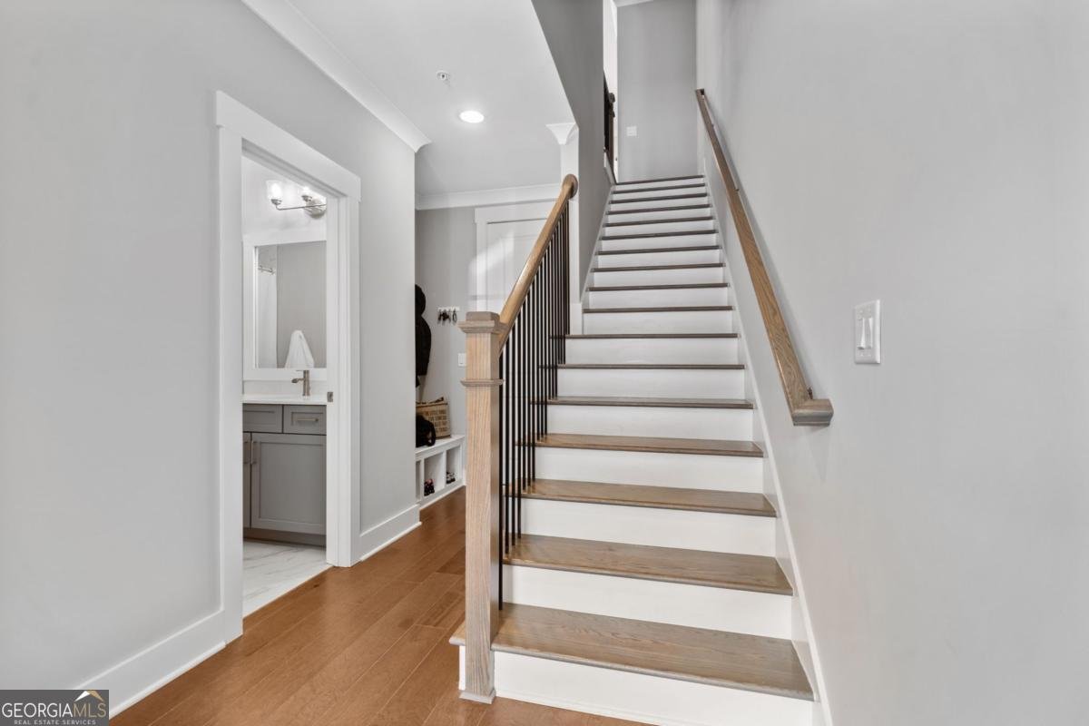 1104 Thomas Street Woodstock - 3