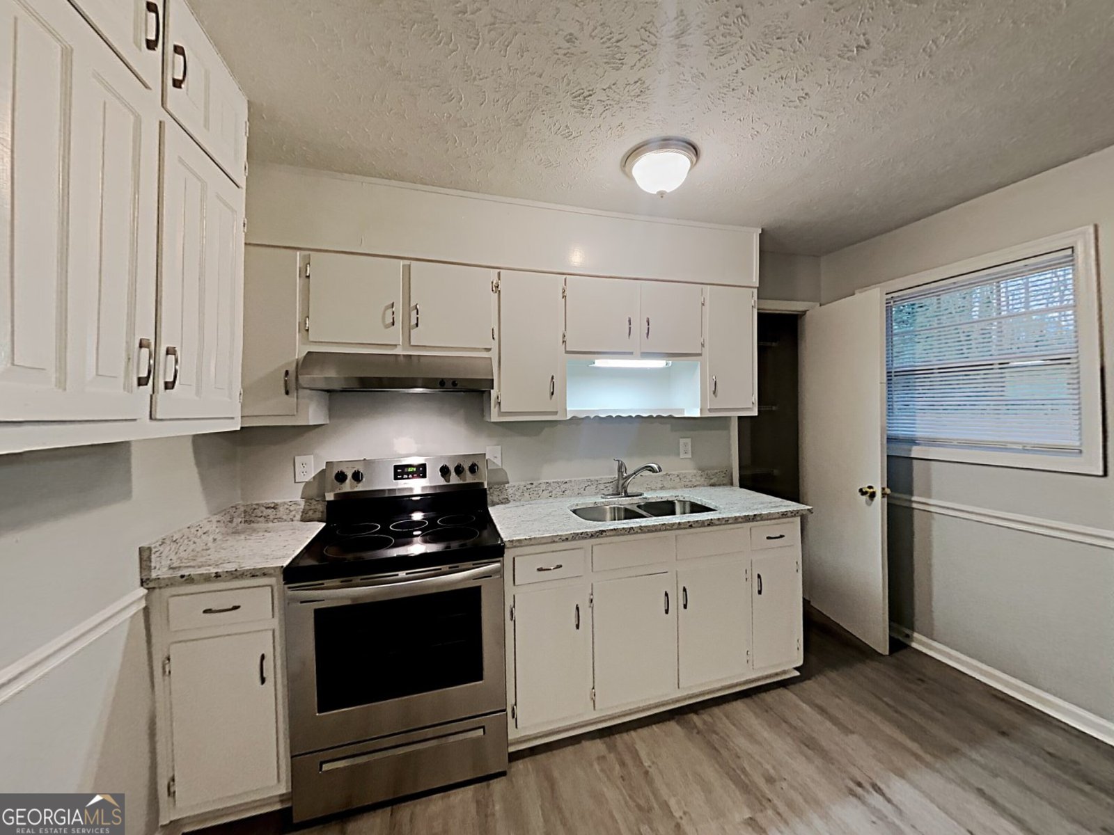 2322 Chestnut Log Loop Lithia Springs - 5