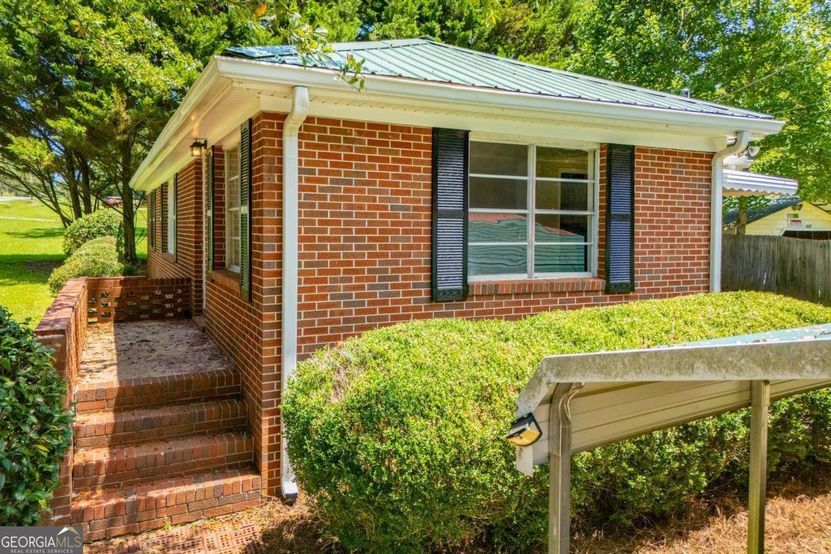 230 North Carroll Street Bowdon - 10