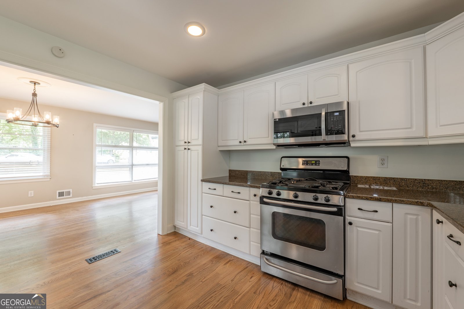 305 BROOKWOOD Drive Marietta - 22