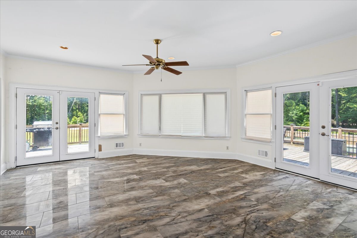 1035 BRIDGEWATER Walk Snellville - 15
