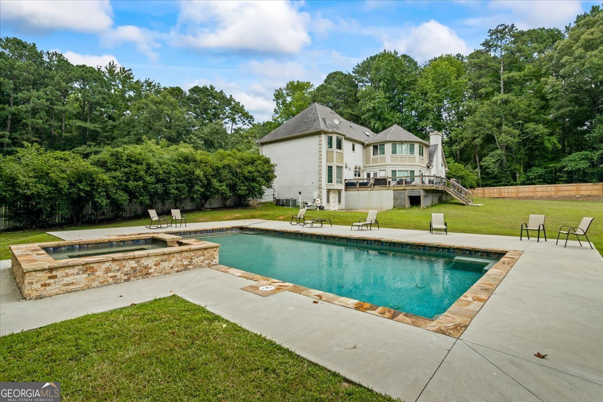 1035 BRIDGEWATER Walk Snellville - 34