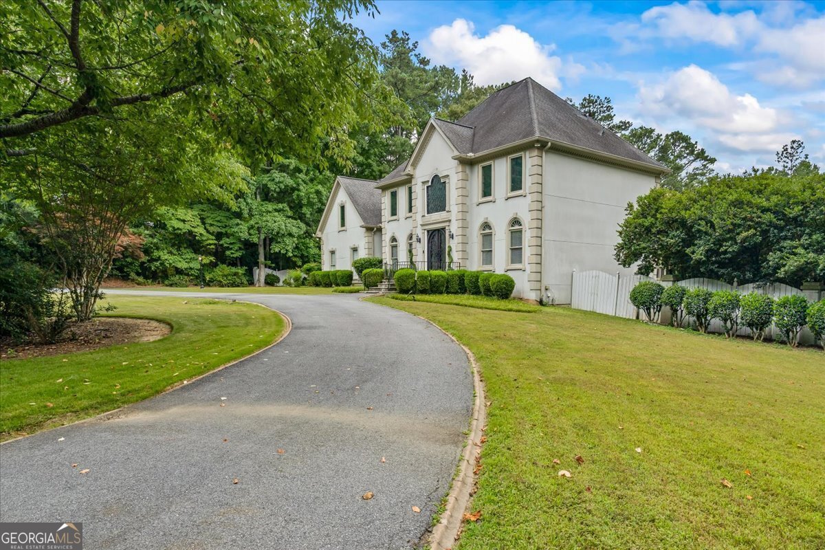 1035 BRIDGEWATER Walk Snellville - 39