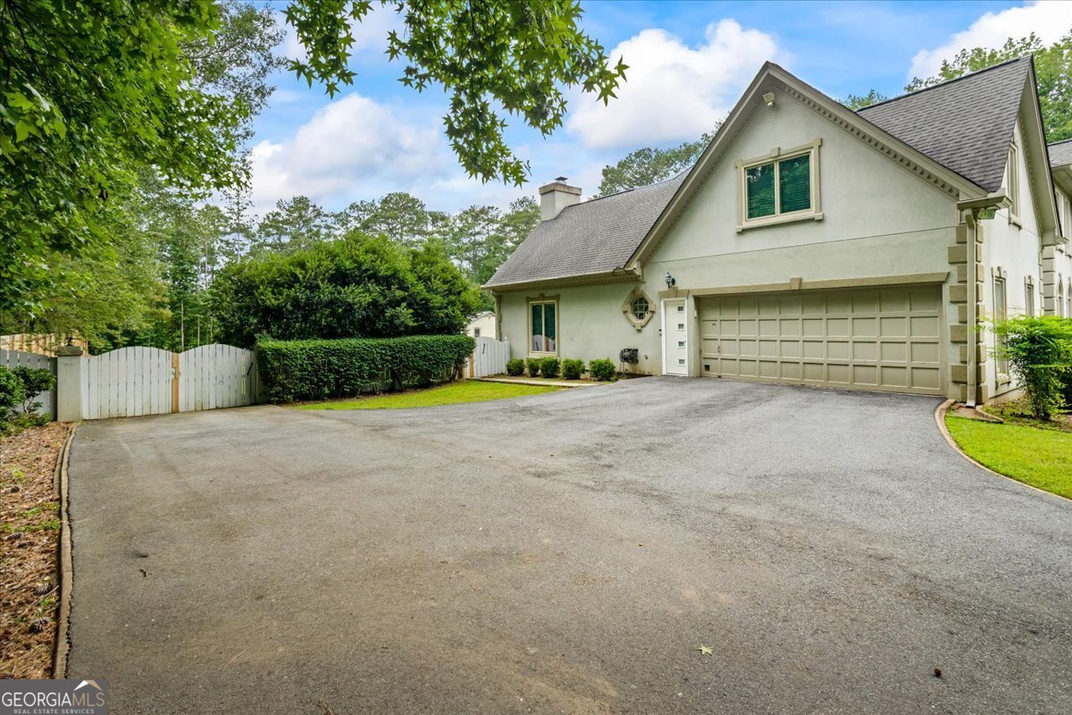 1035 BRIDGEWATER Walk Snellville - 41