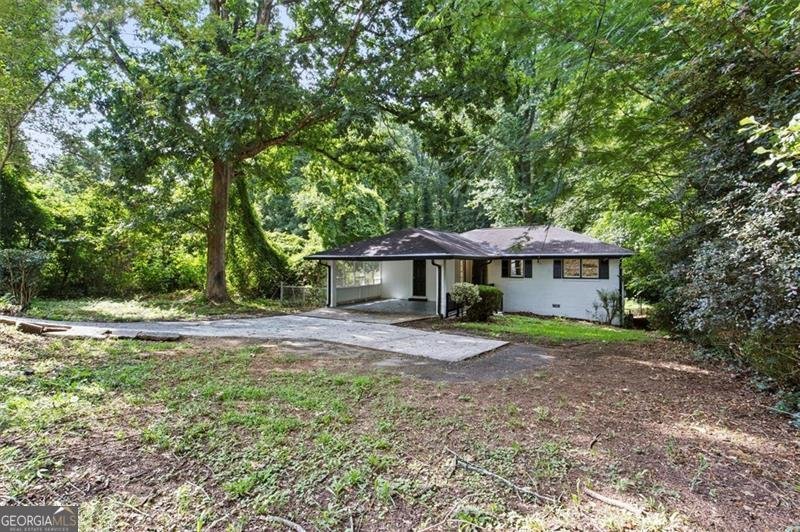 3565 GLENWOOD Decatur - 1