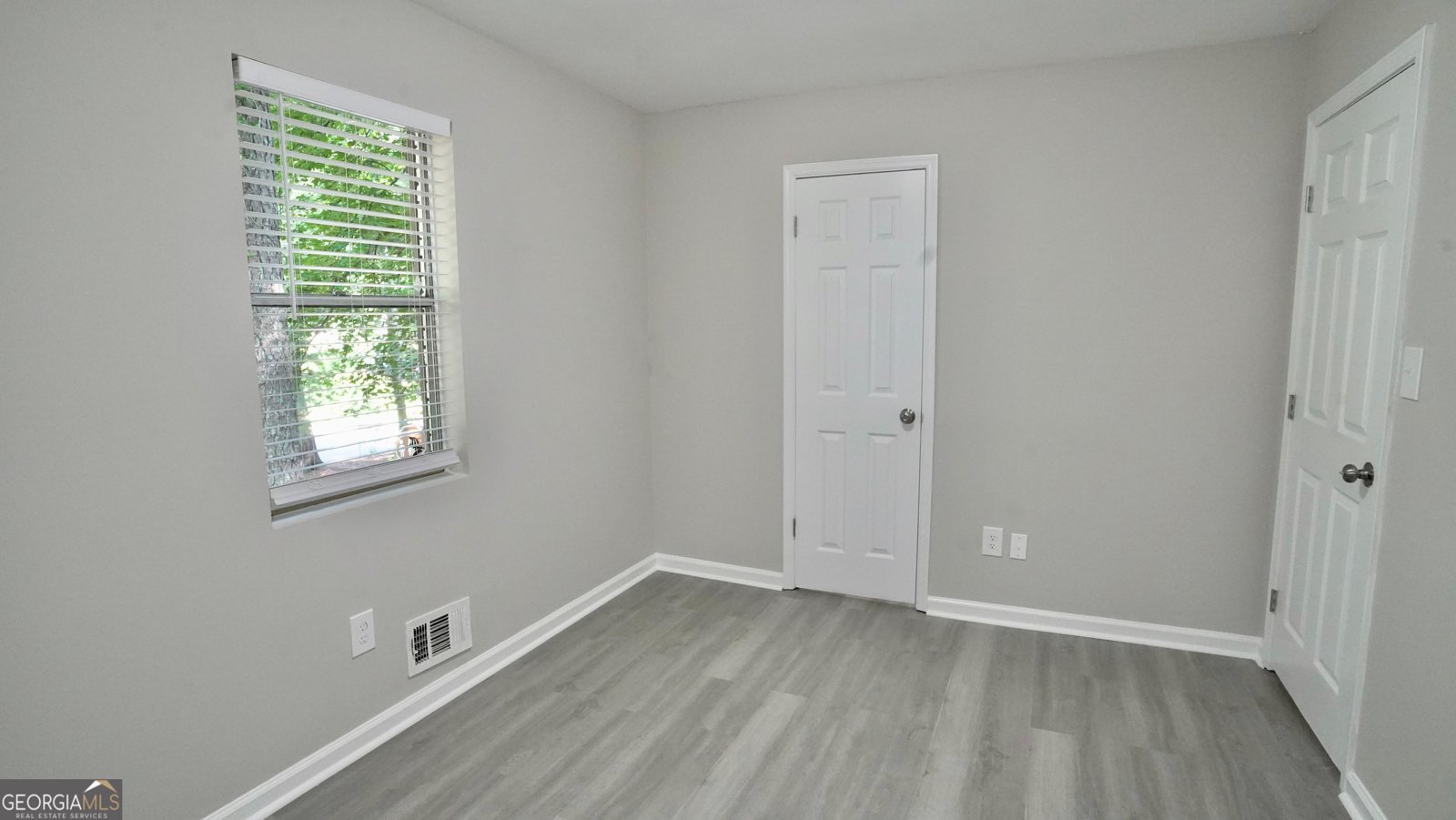 5521 Wind Drive Lilburn - 40