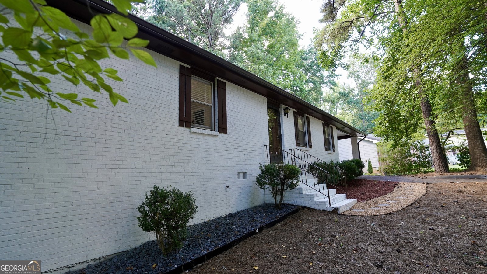 5521 Wind Drive Lilburn - 8