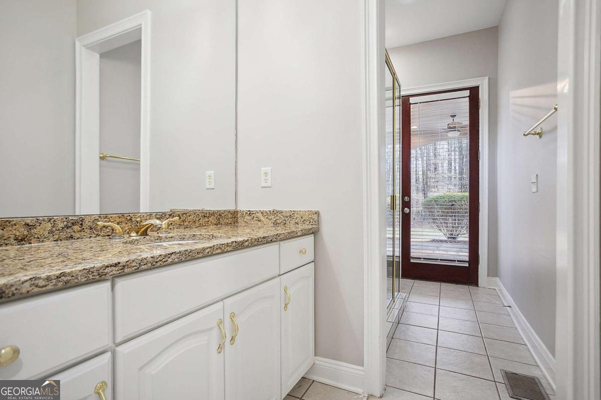 175 Oak Manor Fayetteville - 17