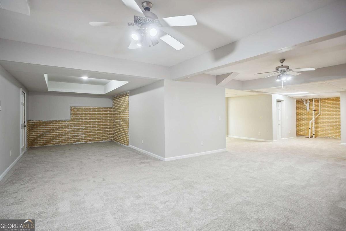 175 Oak Manor Fayetteville - 29