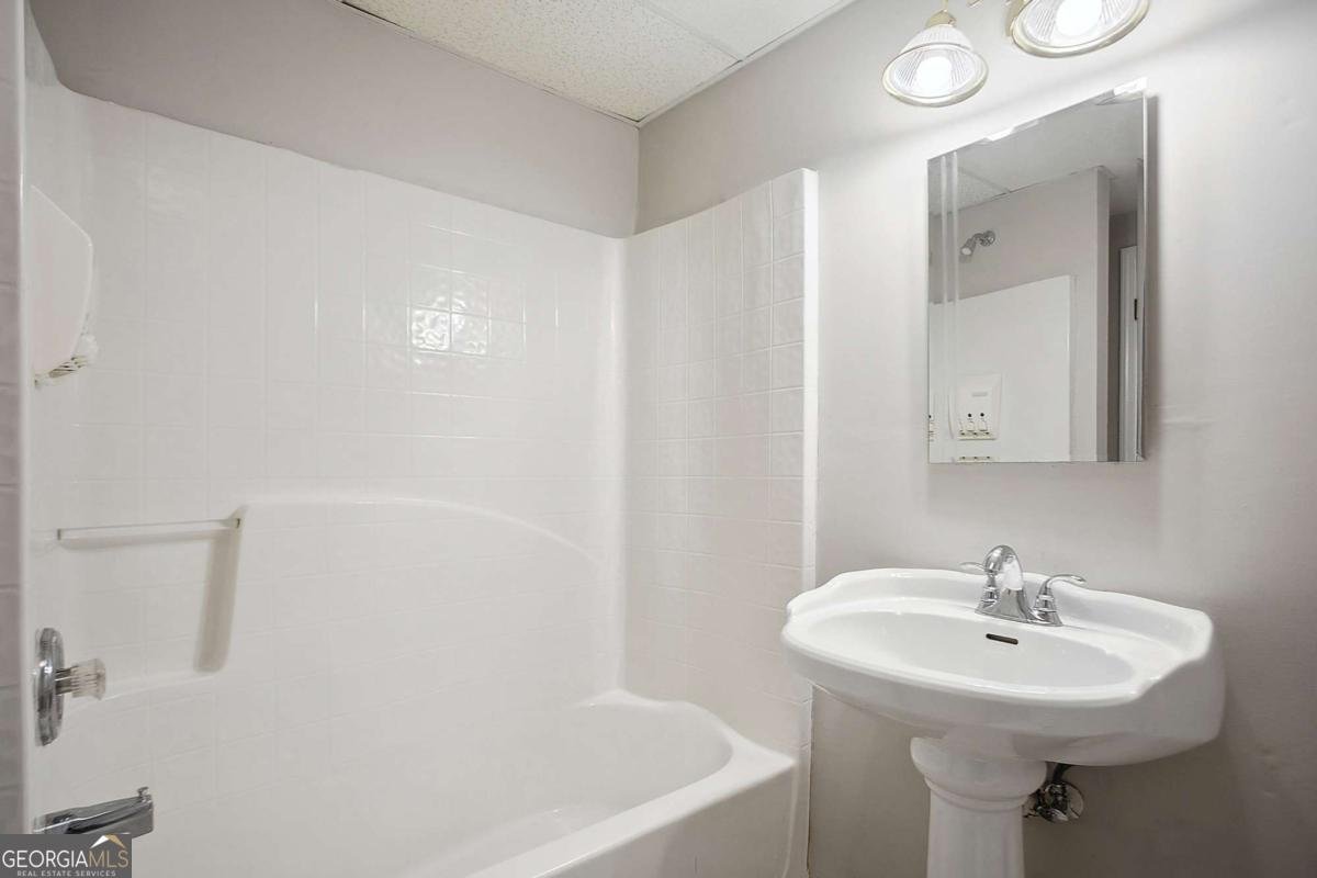 175 Oak Manor Fayetteville - 30