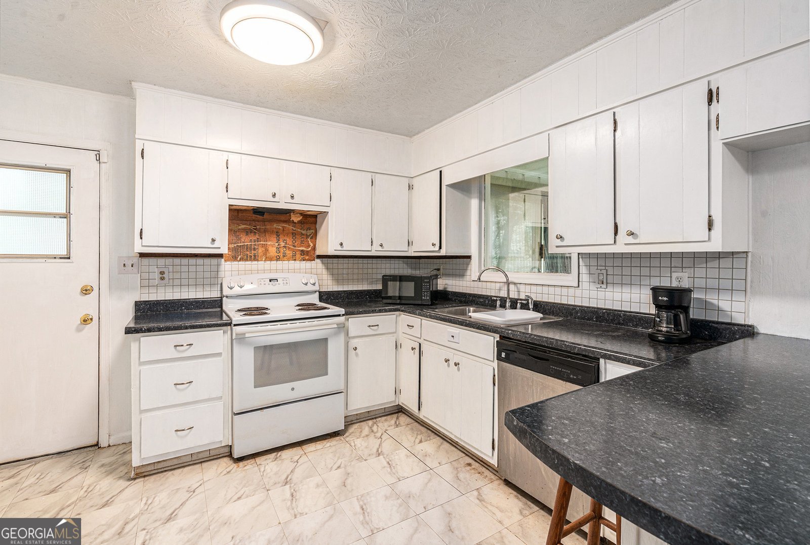 2933 Bretton Drive Rex - 12