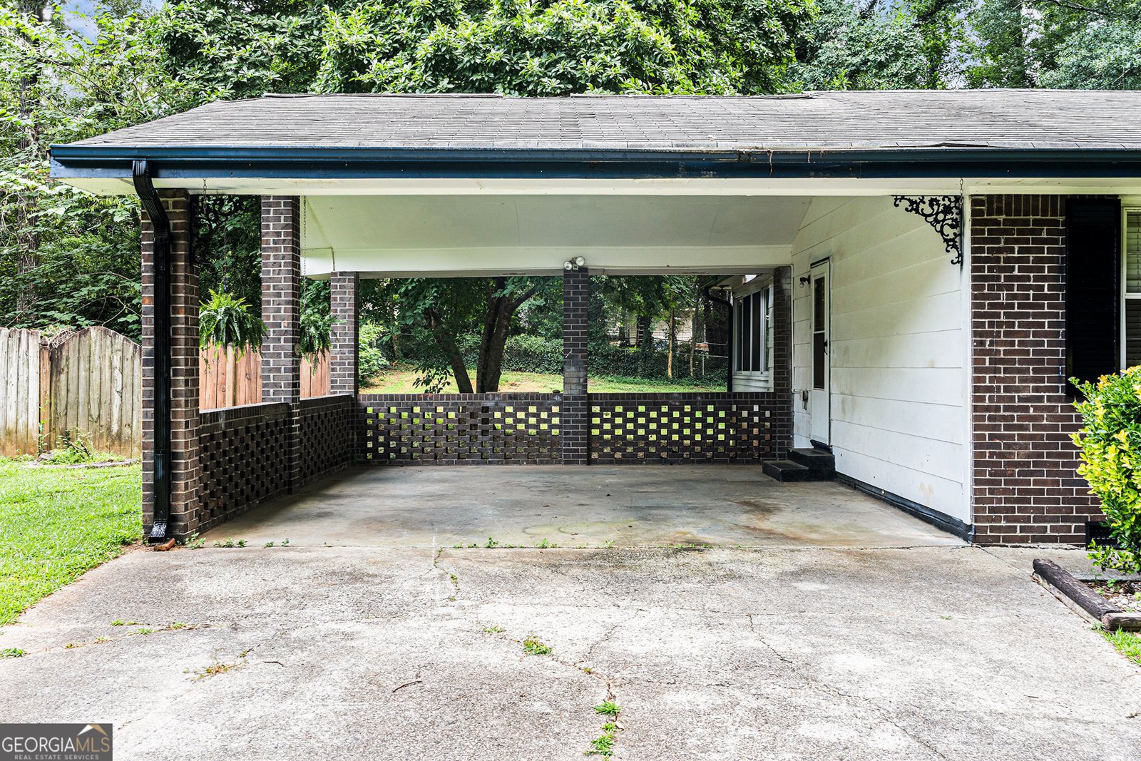 2933 Bretton Drive Rex - 26