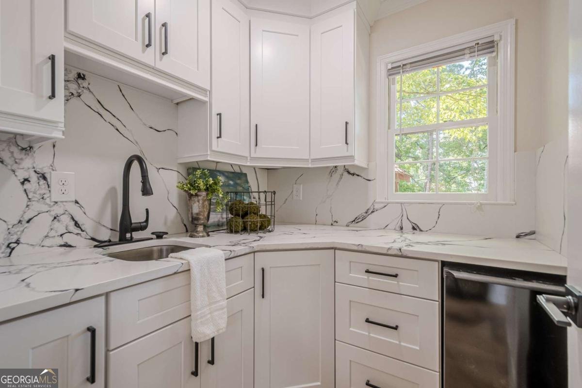 2911 Bentwood Drive Marietta - 12