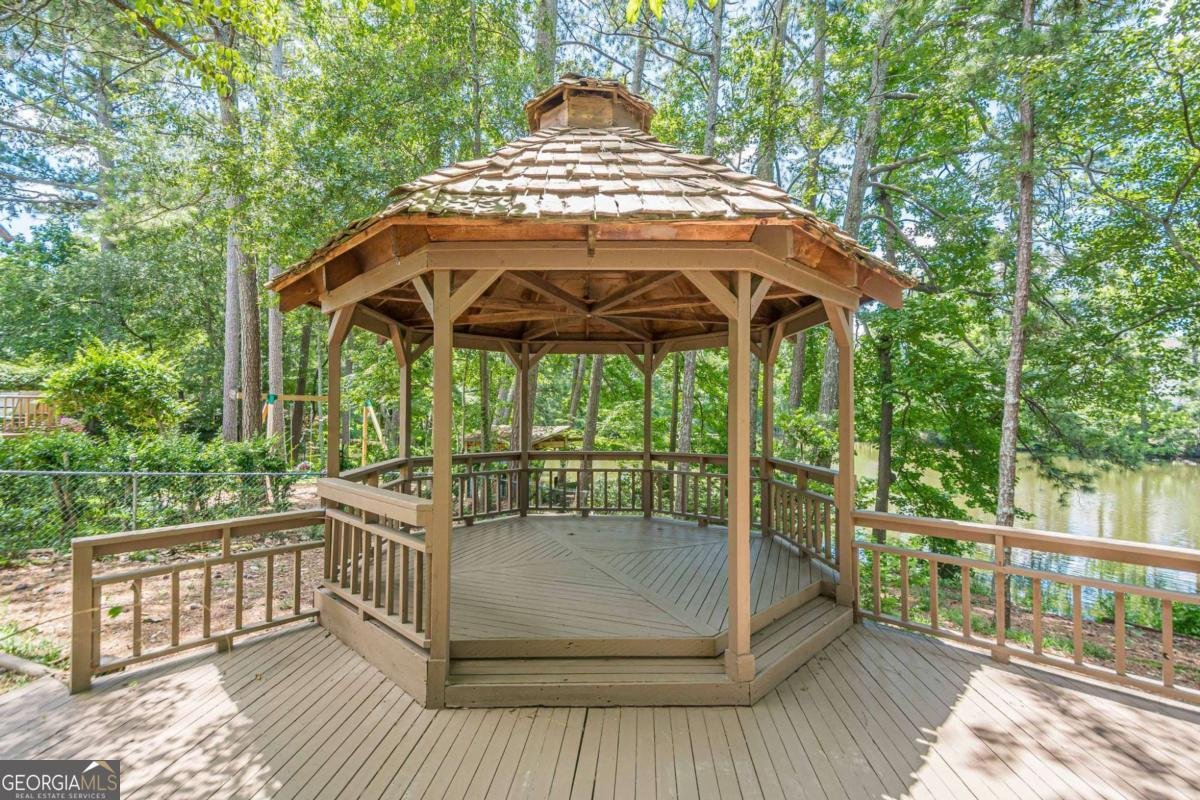 2911 Bentwood Drive Marietta - 30