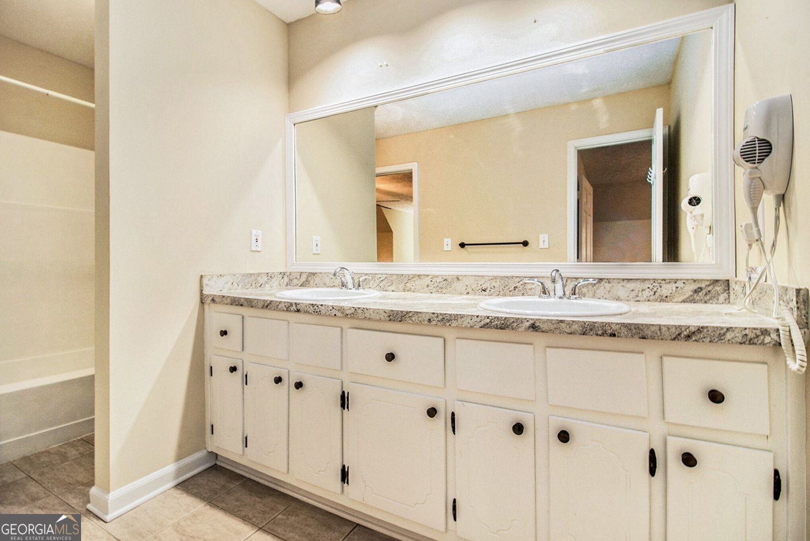 4840 CHAPEL HILL Road Douglasville - 23