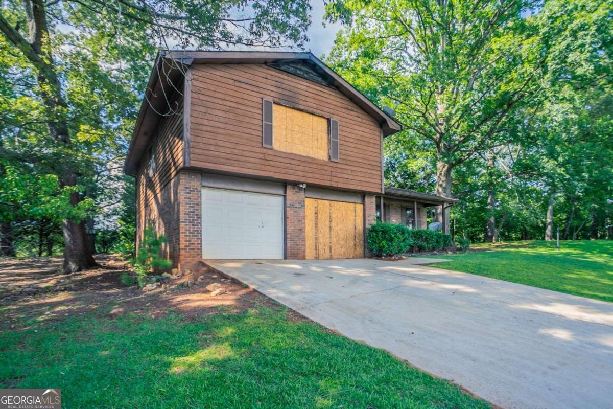 3600 River Hills Court Ellenwood - 2