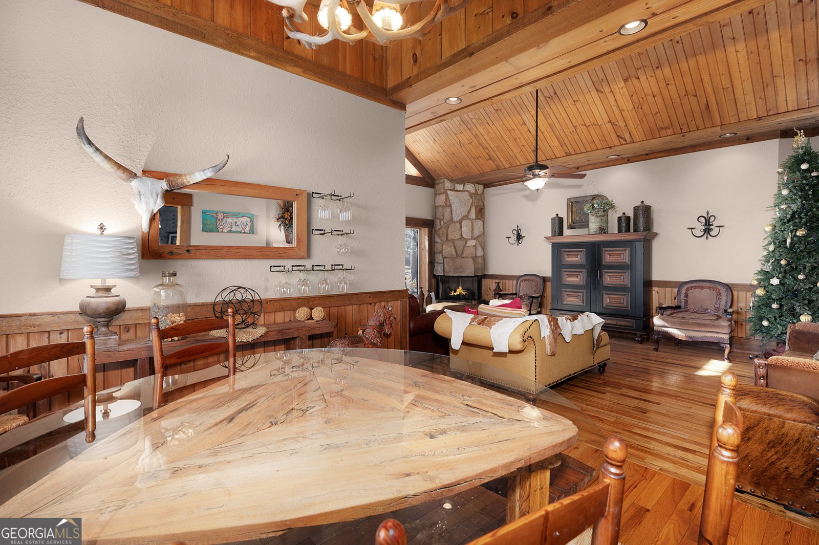 244 Tipton Court Cherry Log - 26
