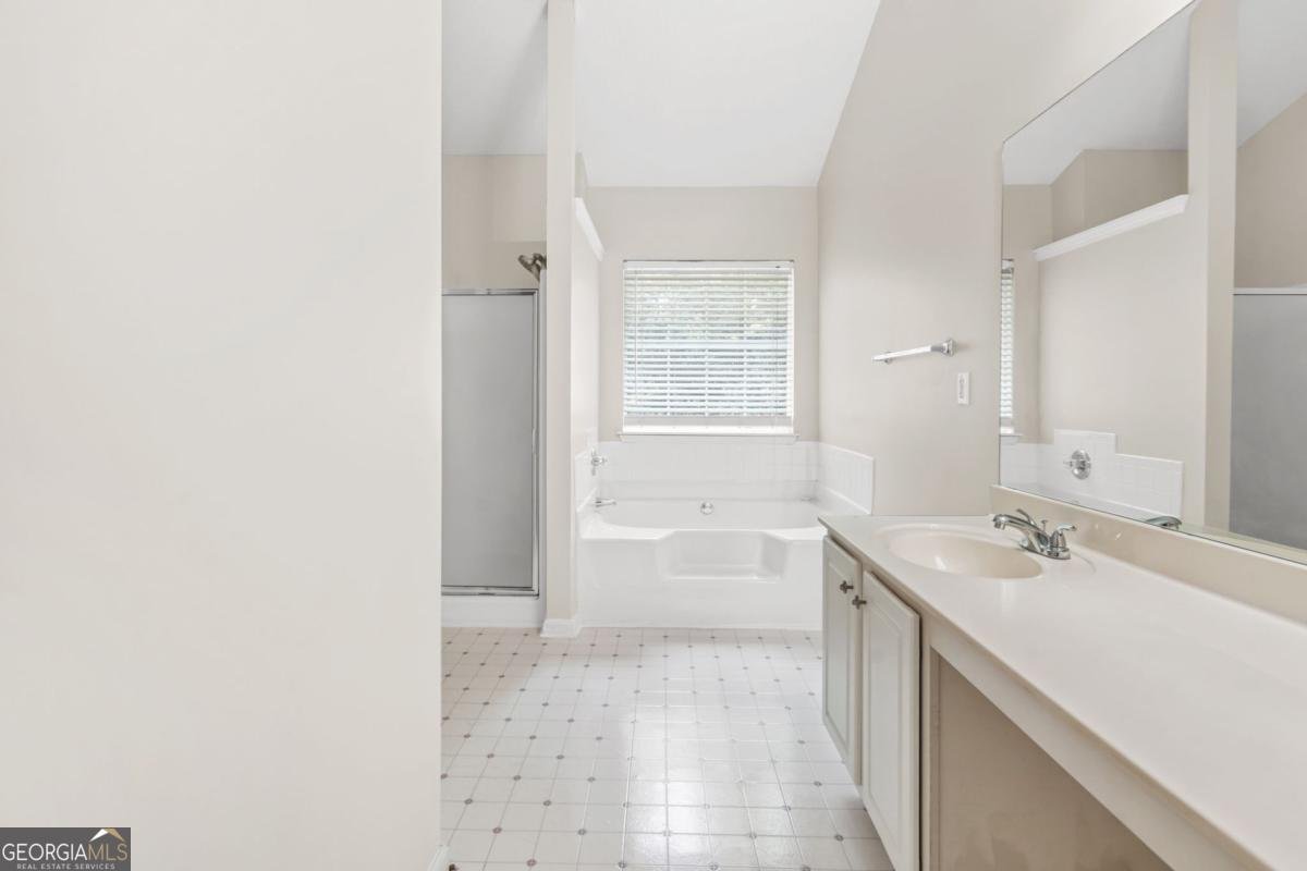5706 Spring Mill Circle Lithonia - 27
