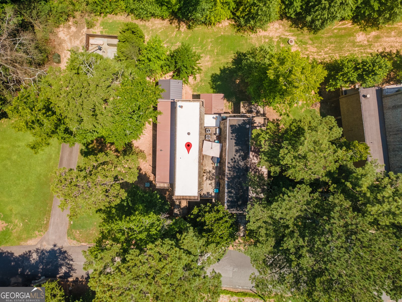 3200 Rim Cove Drive Cumming - 34