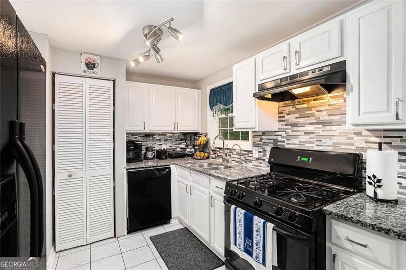 1803 SILVER LEAF Drive Marietta - 14