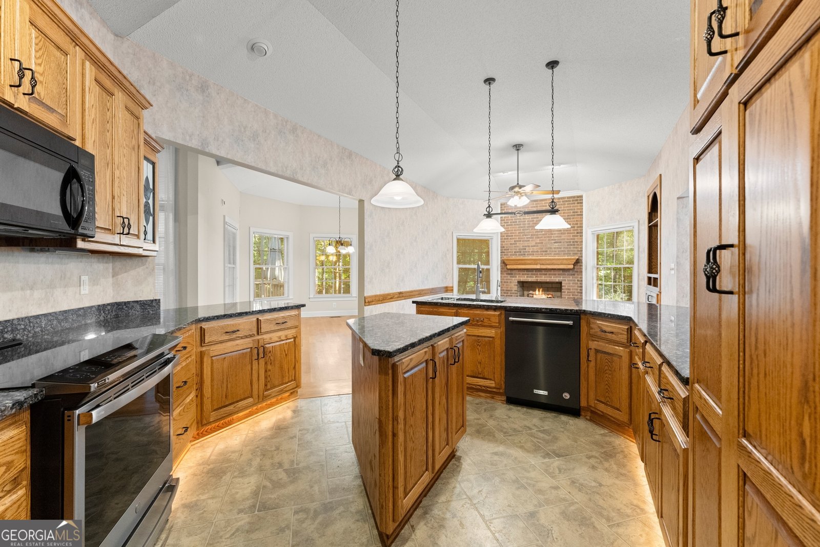 207 Riverbend Circle Royston - 23