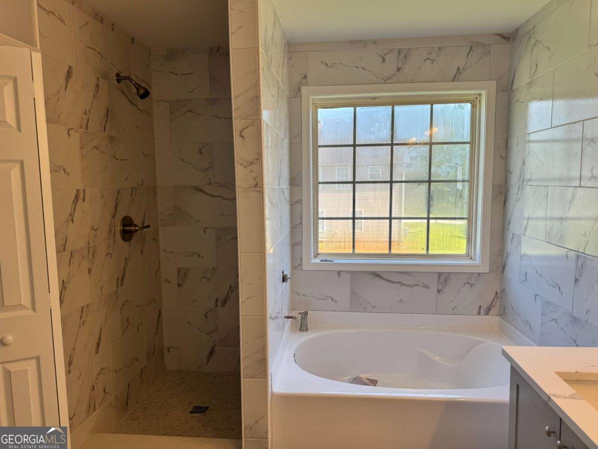1121 Grove Trail Pass Douglasville - 17