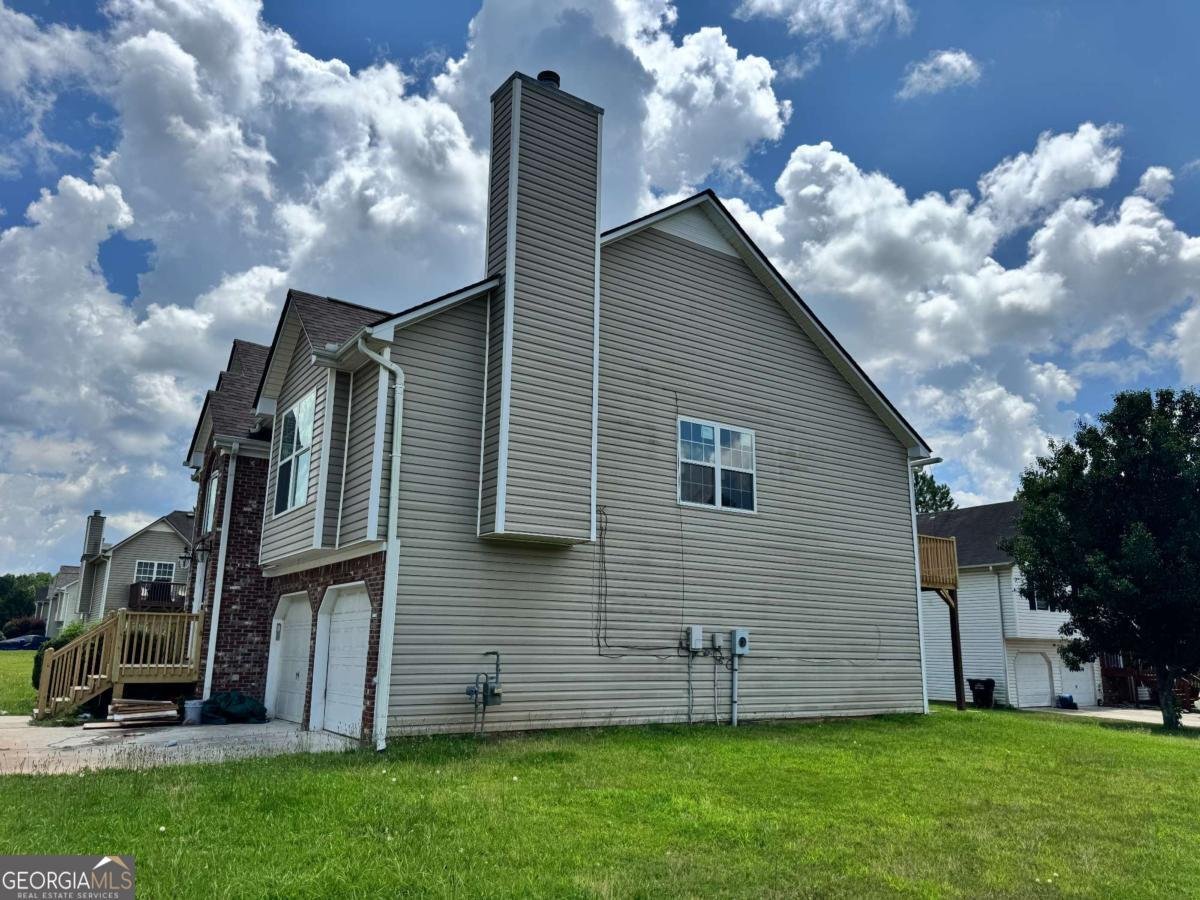1121 Grove Trail Pass Douglasville - 20