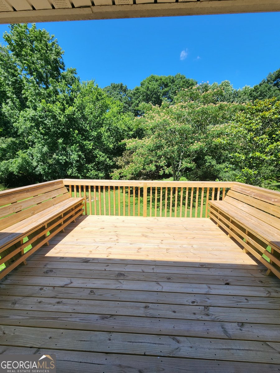 6072 Devonshire Drive Flowery Branch - 1