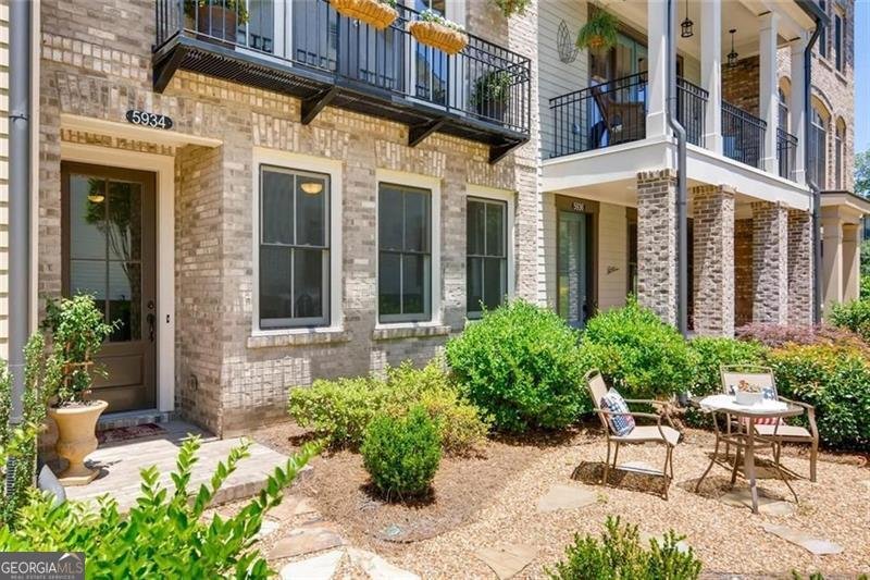 5934 Redwine Norcross - 3