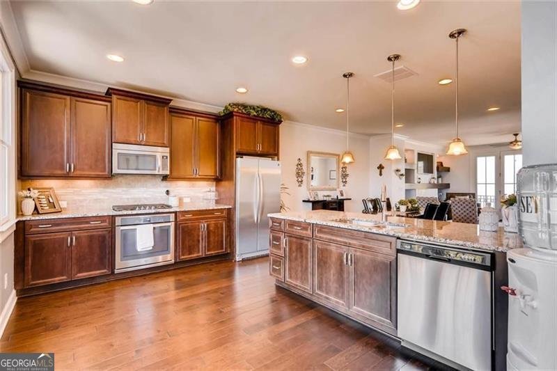 5934 Redwine Norcross - 6
