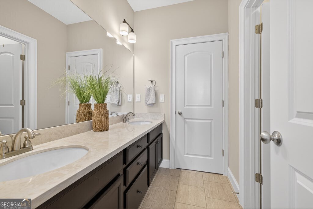 2455 Red Wine Oak Drive Braselton - 39